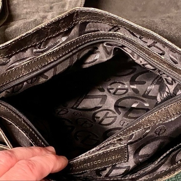 Francesco Biasi distressed black&gold leather purse with logo. - Picture 13 of 16